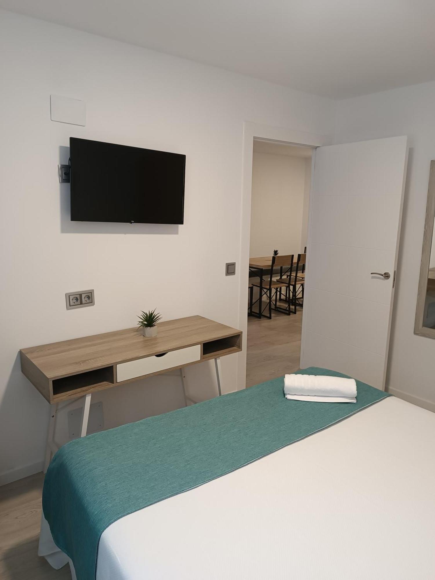 Apartamentos Turisticos Avila Puerta De San Isidro 1-4 Exterior foto